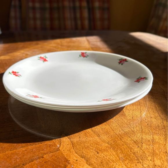 Vintage Corelle Red Floral Dinner Plates Set of 3 - Picture 2 of 4